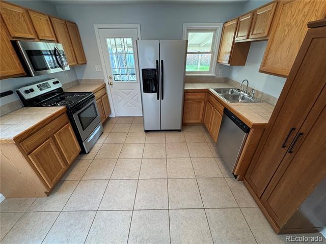 Photo - 1665 S Raritan St