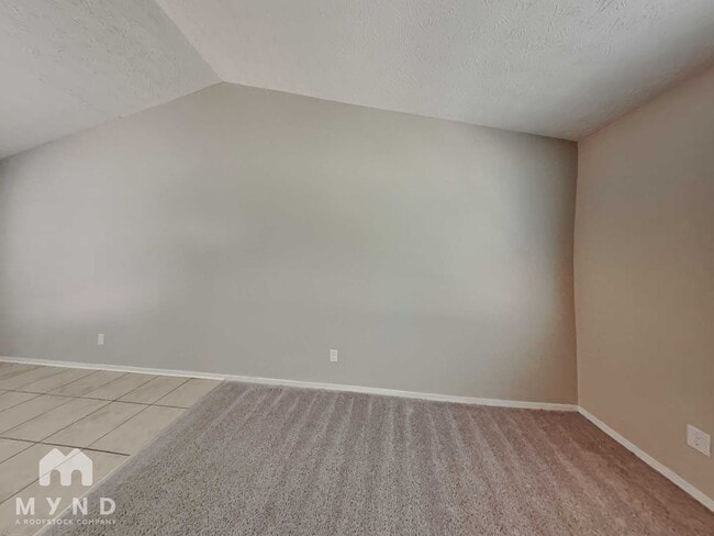 Photo - 429 Sherwood Cir