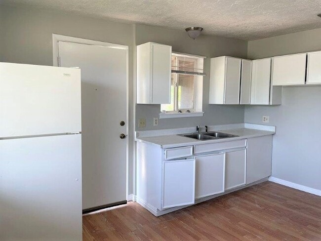 Photo - 5300 5300 S St Unit 2345 W 5300 S