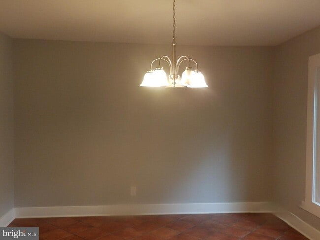 Photo - 3 Don Mills Ct