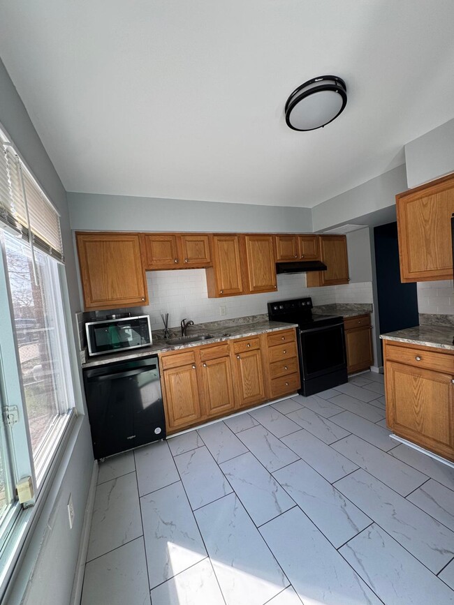 Cocina - 1212 Valley St