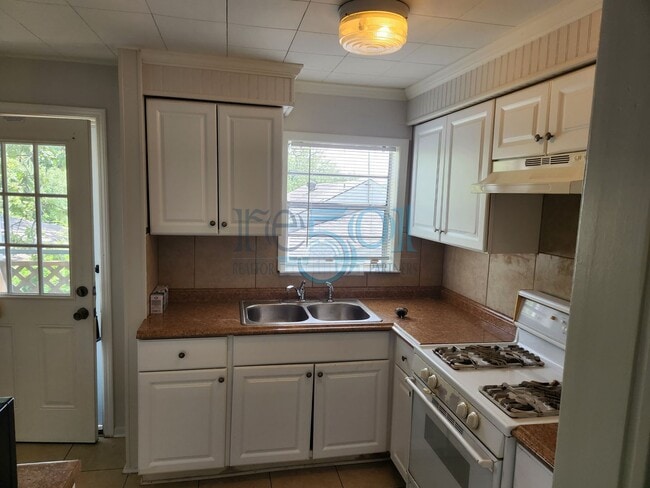 Photo - 1015 N Fillmore St