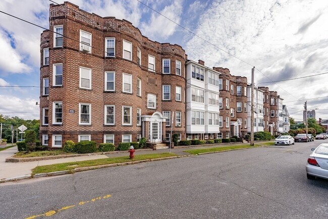 Photo - 39 O'Connor Ave Unit 2L