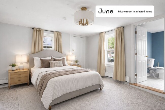 Building Photo - Room in Shared 4 bed/2.5 bath home