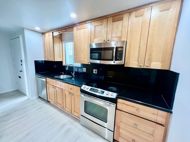 Photo - 100 Hope St Unit APT 10