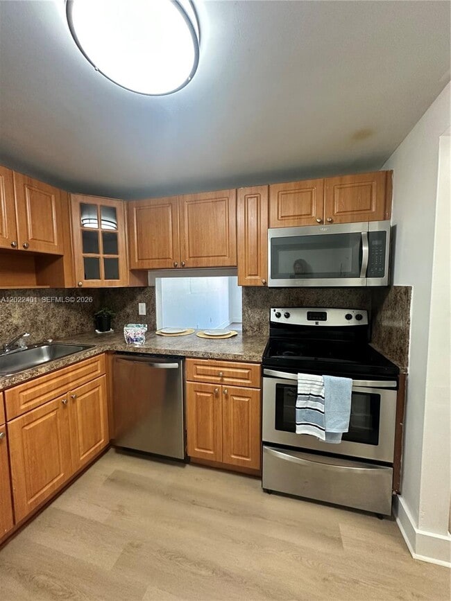 Photo - 4810 NW 79th Ave Unit 204