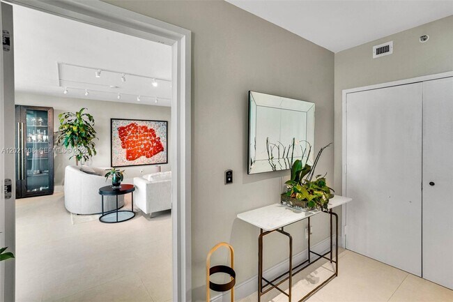 Photo - 1643 Brickell Ave Unit 1602