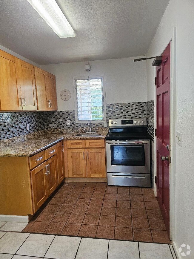 Building Photo - 66-923-923 Heau Pl Rental