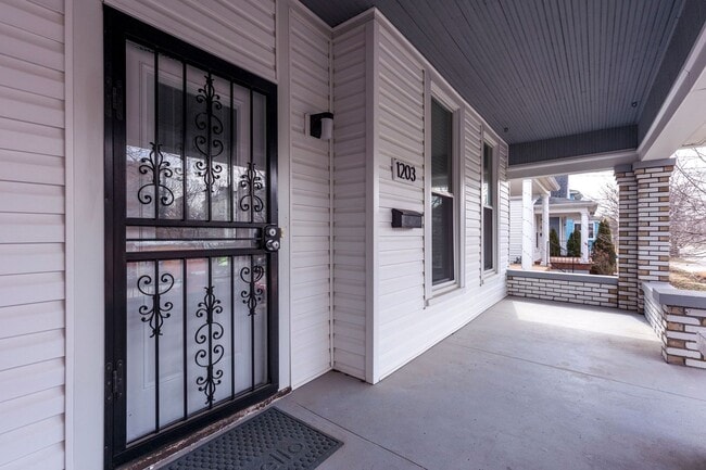 Photo - 1203 S Preston St