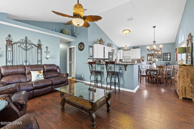 Photo - 104 White Cap Wy