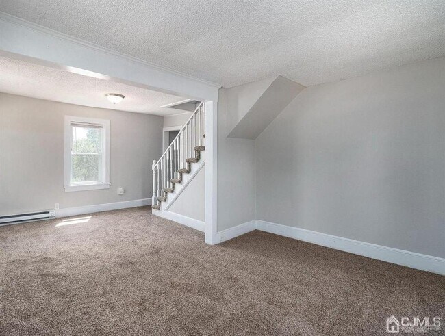 Photo - 729 Watsontown Rd