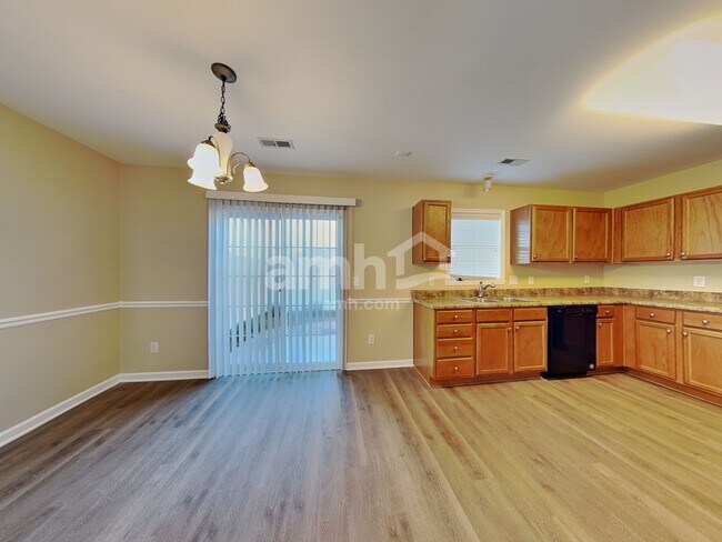 Photo - 4030 Tarrant Trace Cir