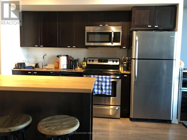 Photo - 105 The Queensway Unit 1604