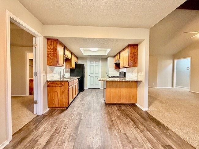 Photo - 10802 E 101st St N