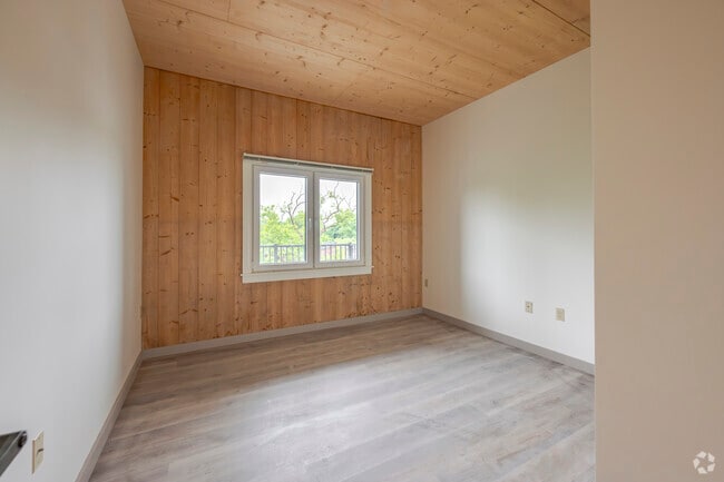 340 Dixwell Ave - 2 BD 1 BA