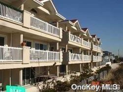 Building Photo - 1051 Oceanfront Rental