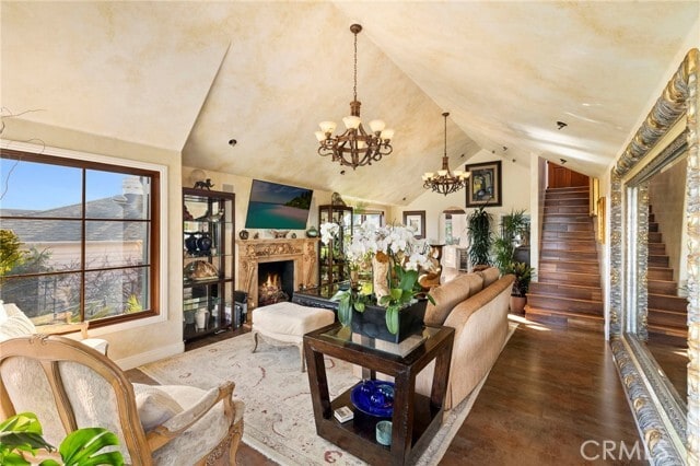 Photo - 486 Holly St