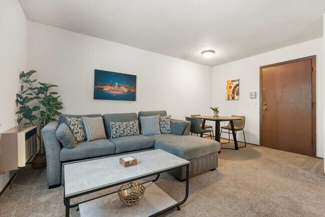 Photo - 2601 University Ave Unit ID1377417P