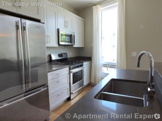 Building Photo - 168 Hampshire St Unit #4A Rental