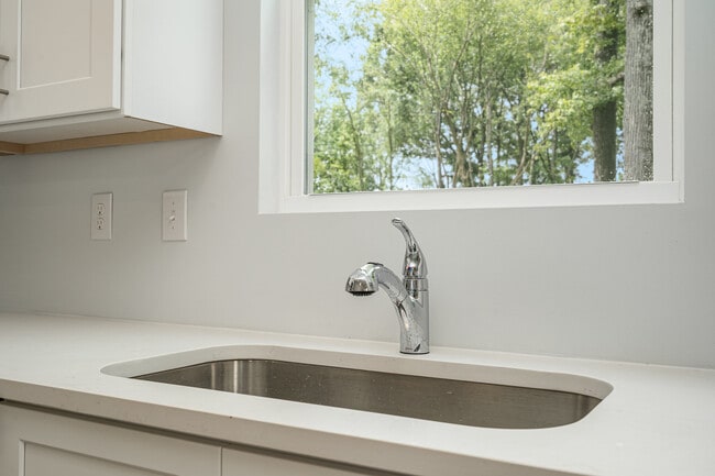 Photo - Hadley Crossing