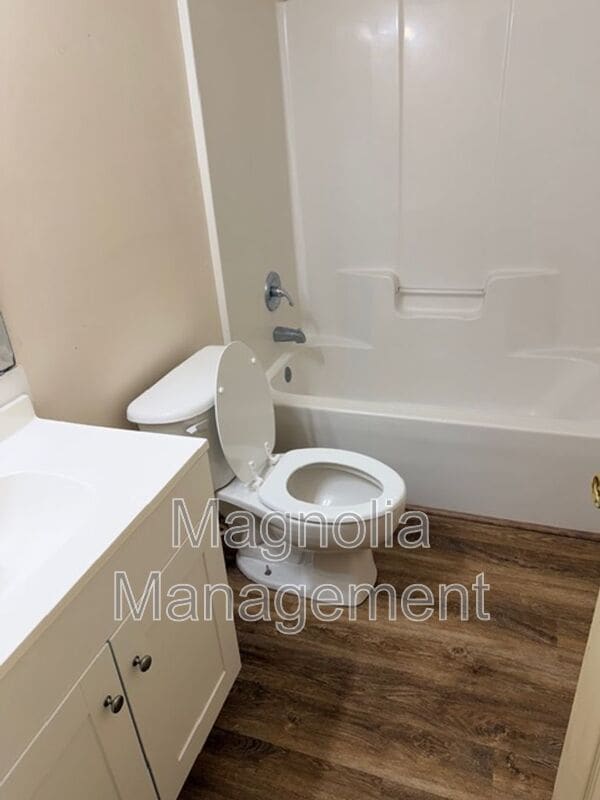 Photo - 1105 Alexander Ave