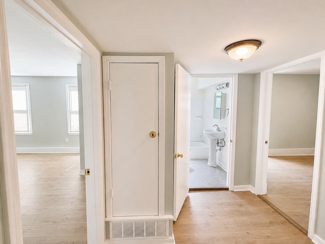 Photo - 1524 N Parkway