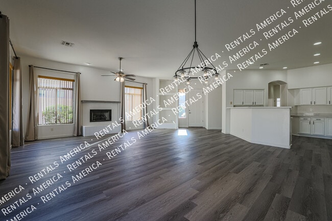 Photo - 2126 E Fawn Dr