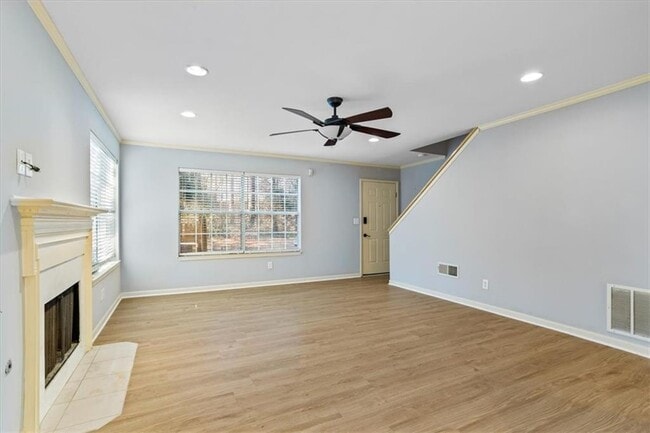 Photo - 1009 Knights Bridge Ct