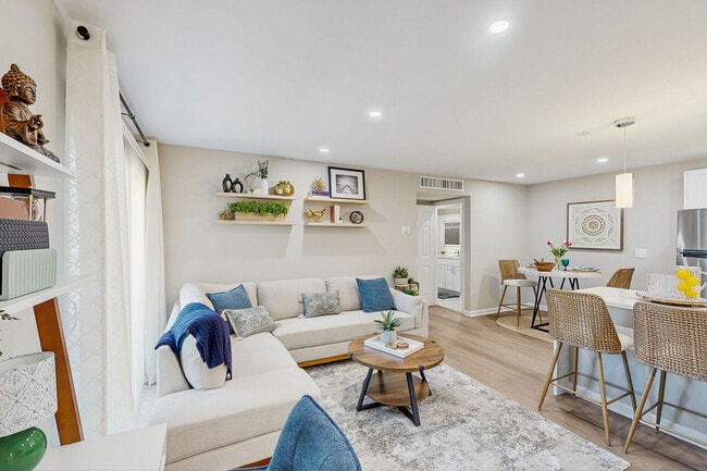 Photo - The Crossings at Plainsboro