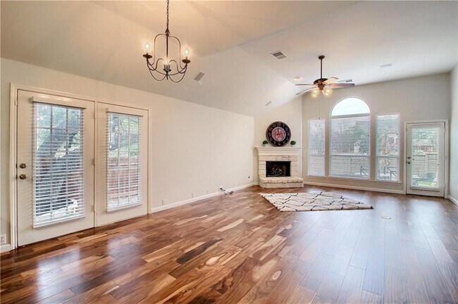 Photo - 2012 Solitude Cove