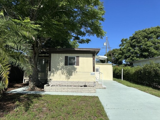 Photo - 5844 Sunshine Park Dr