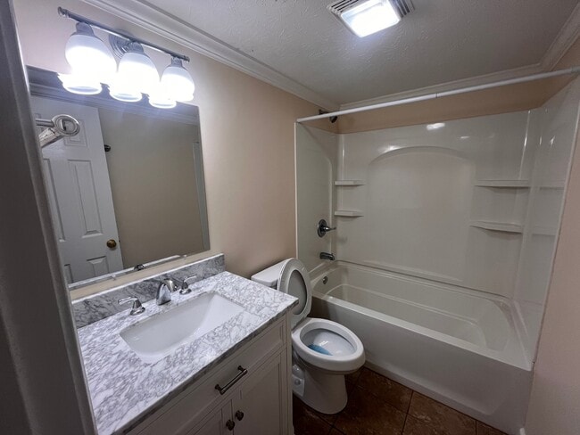 Photo - 7311 Hatchery Rd