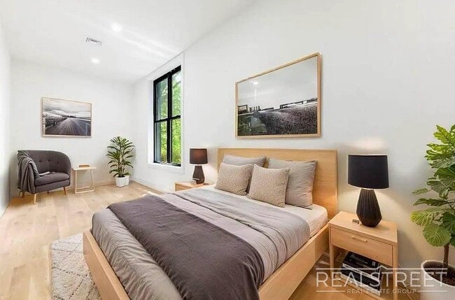 Photo - Brand New 2 Bed in Bed Stuy Brownstone! Unit 2