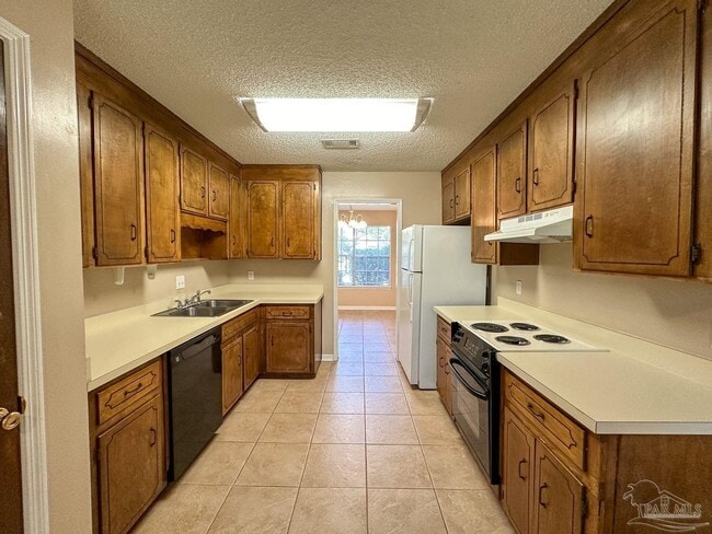 Photo - 3660 Buford Cir