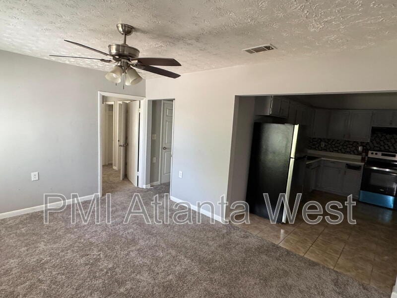 Photo - 139 Lawton St SW