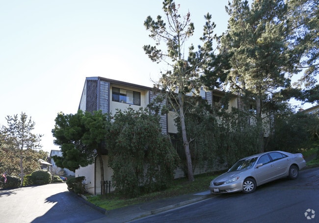 Huckleberry Hill Townhouses