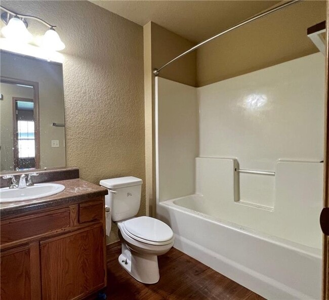 Photo - 867-867 Meadowlands Dr Unit 865 Meadowlands