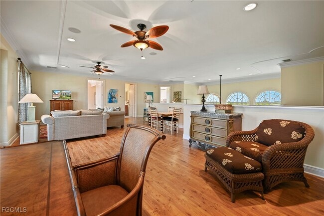 Building Photo - 18150 Old Pelican Bay Dr