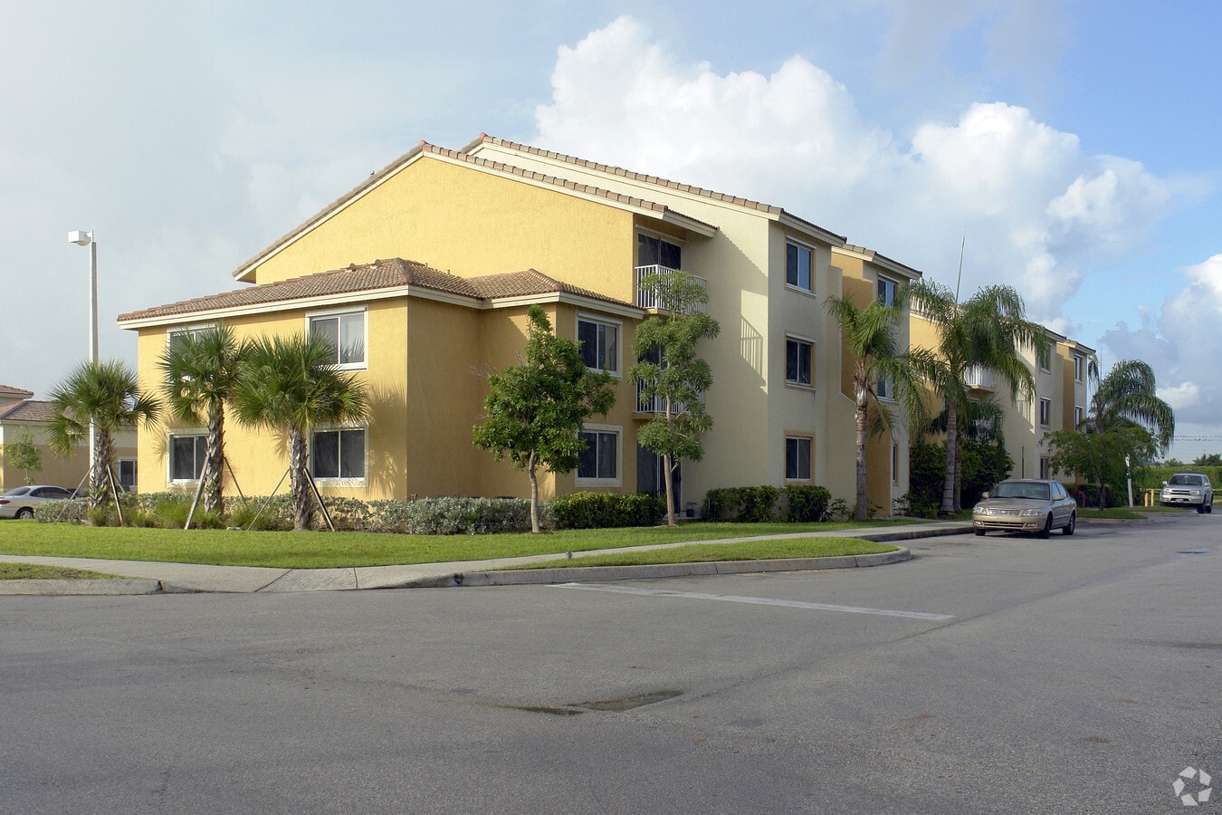 Foto exterior - Ernie Martin Villas Apartamentos