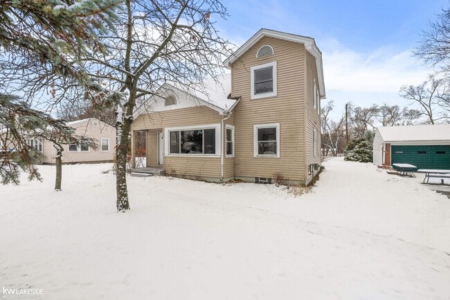 Photo - 7618 Sylvan St