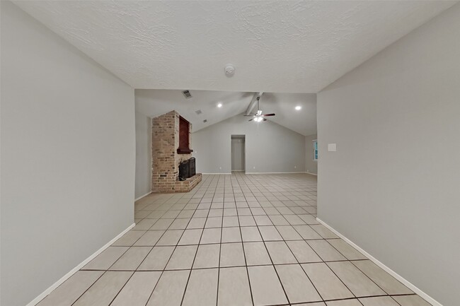 Photo - 19403 Westhaven Dr