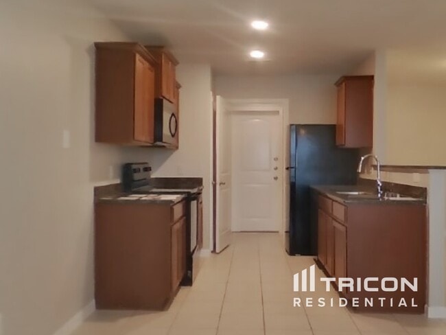 Photo - 317 Summer Horse Dr