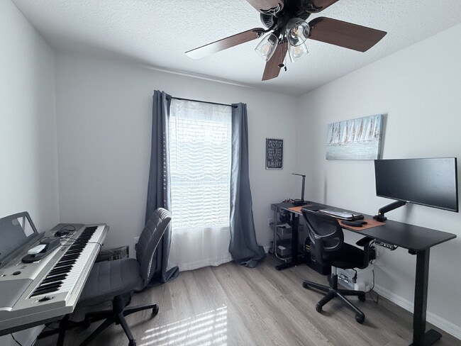 Photo - 4 bedroom and 2 Bathroom House