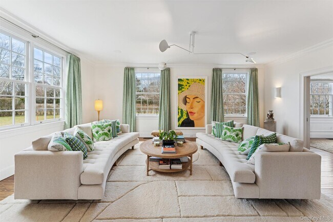 Photo - 109 Quogue St