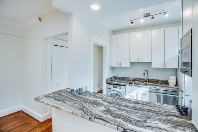 Photo - 2410 20th St NW Unit #309