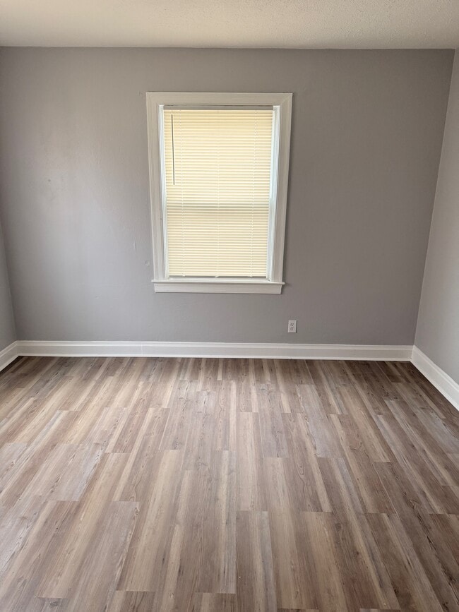 Photo - 4136 Virginia Ave