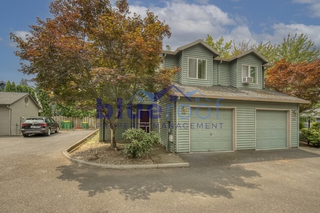 Building Photo - 520-522 SW 150th Ave
