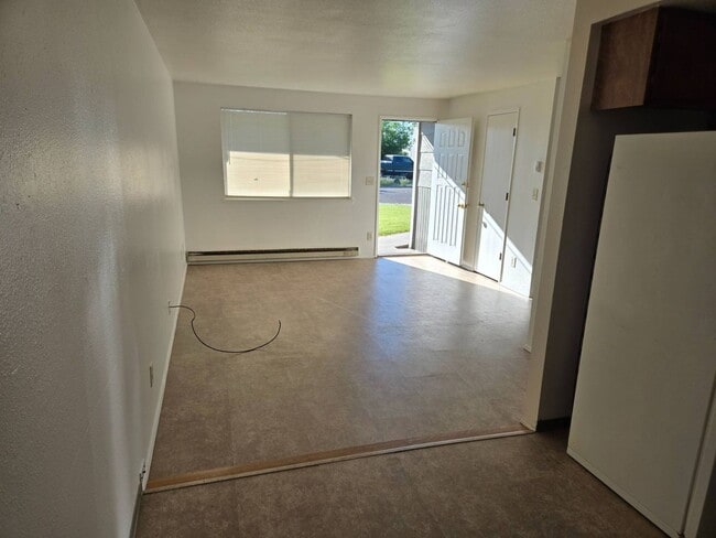 Photo - 763-775 SE 4th St Unit 737 SE 4th St