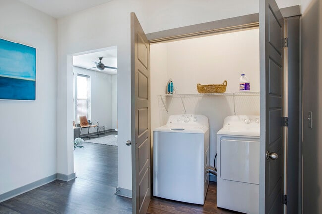 THRIVE Argenta - Washer/Dryer