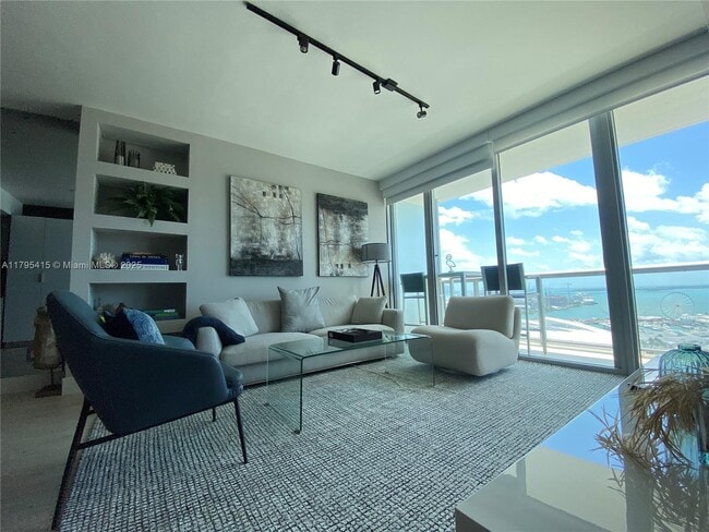 Building Photo - 888 Biscayne Blvd Unit 2405
